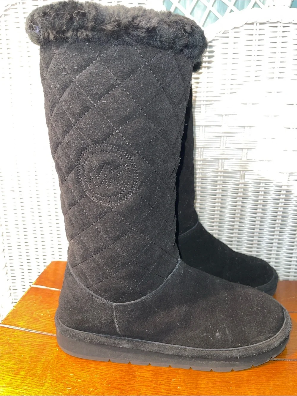 Michael Kors Black Shearling fully lined Tall Warm Winter Boots size 8